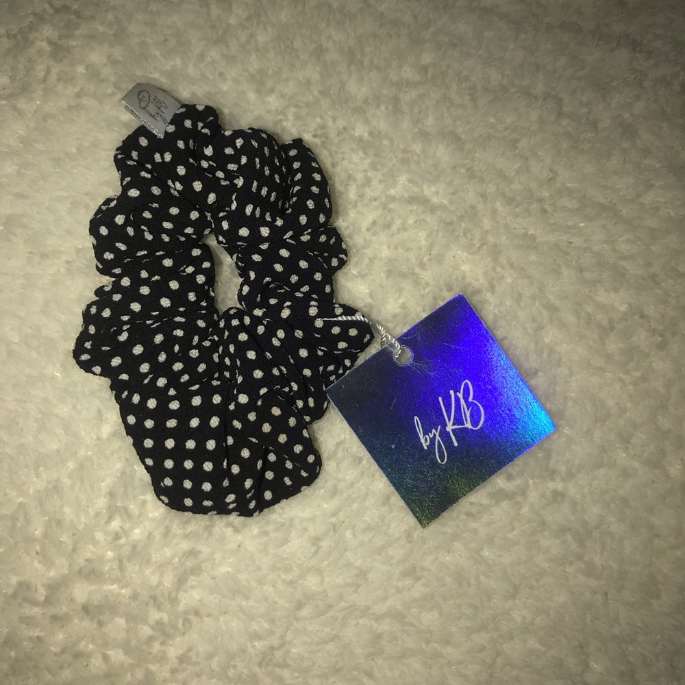 Dewedit scrunchie